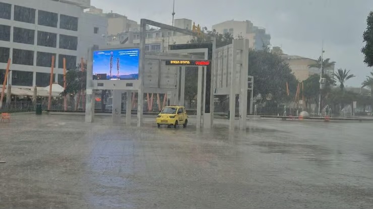 חורף סוער: הצפות בשרון וזרימות שיא בנחלים; הגשם הגיע עד לנגב