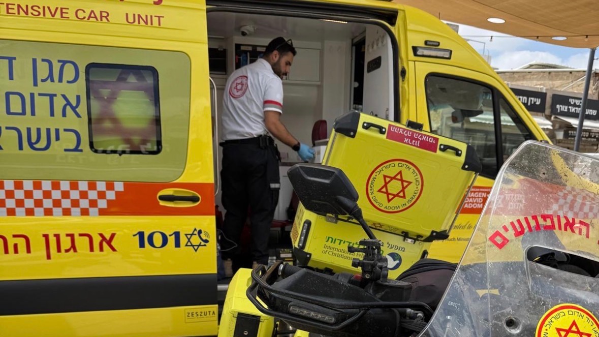 באתר עבודה בבאר שבע: פועל נפצע קשה לאחר שנפל מגובה